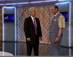 Otmar stellt den Bauer Eugen vor (QSWR/ARD) Otmar stellt den Bauer Eugen vor (QSWR/ARD)