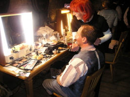 Otmar in der Maske vor der Aufzeichnung Otmar in der Maske vor der Aufzeichnung